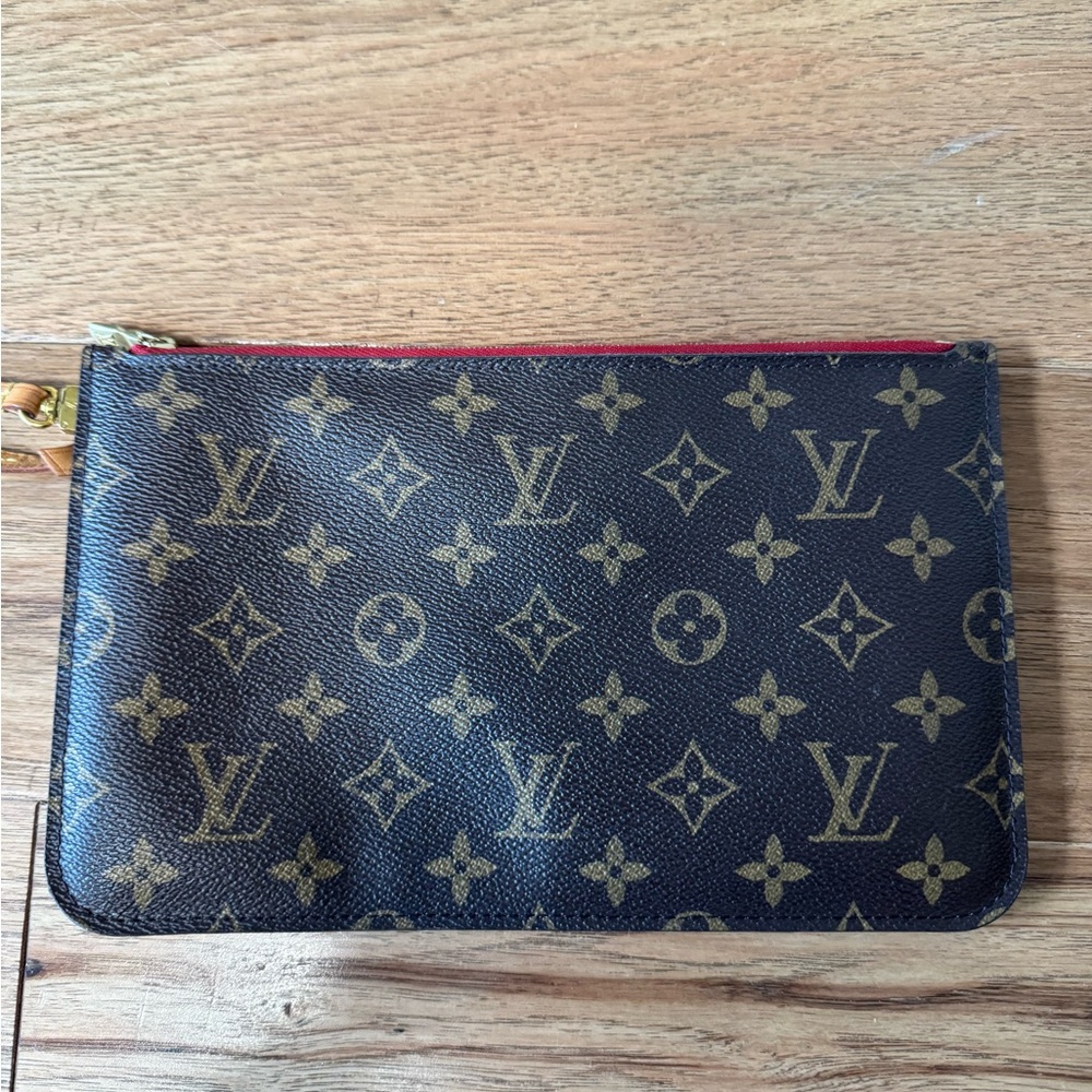 Louis Vuitton Monogram Wristlet - Picture 3 of 6